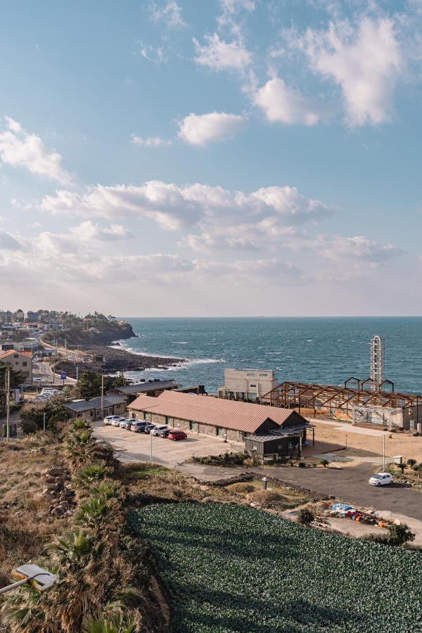 ג'גו Cocoon Hotel מראה חיצוני תמונה