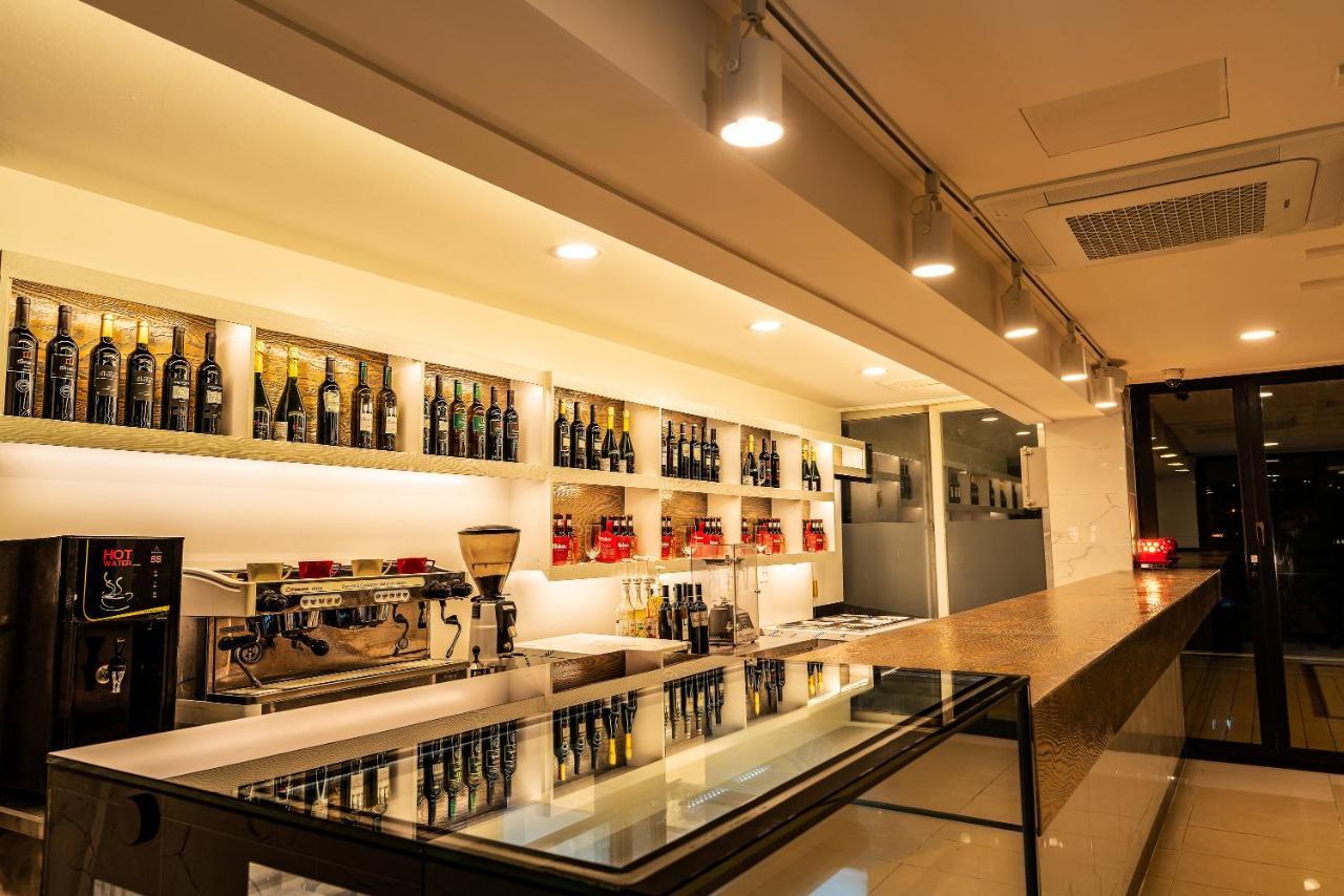 ג'גו Cocoon Hotel מראה חיצוני תמונה